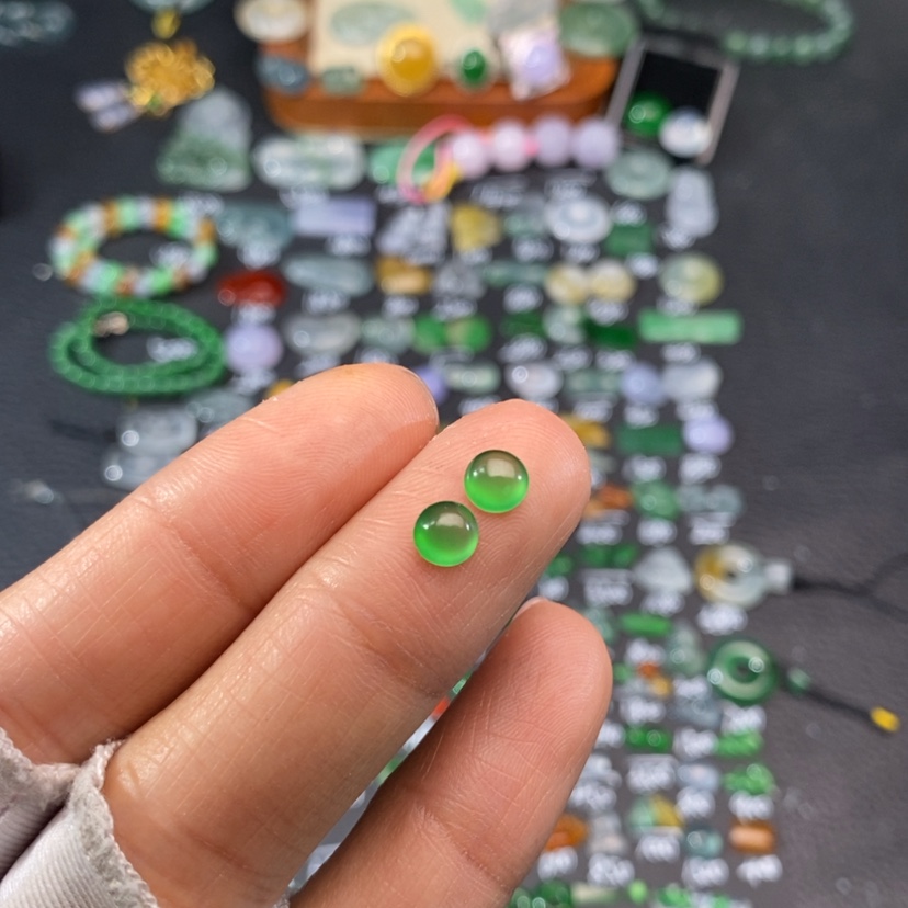 【闪购商品】翡翠挂件未镶嵌蛋