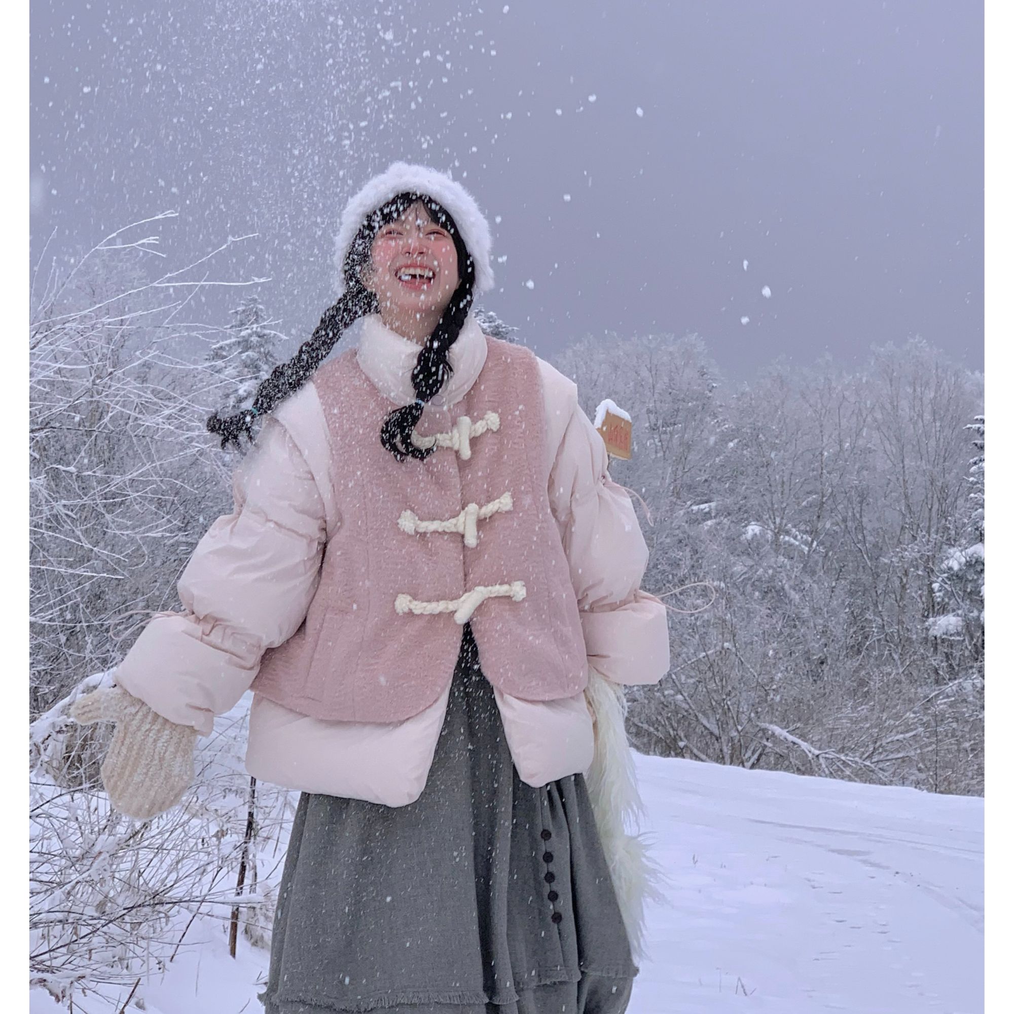 霍里德地图【清仓】可拆袖子高级感超好看羽绒服冬季设计感小众外套