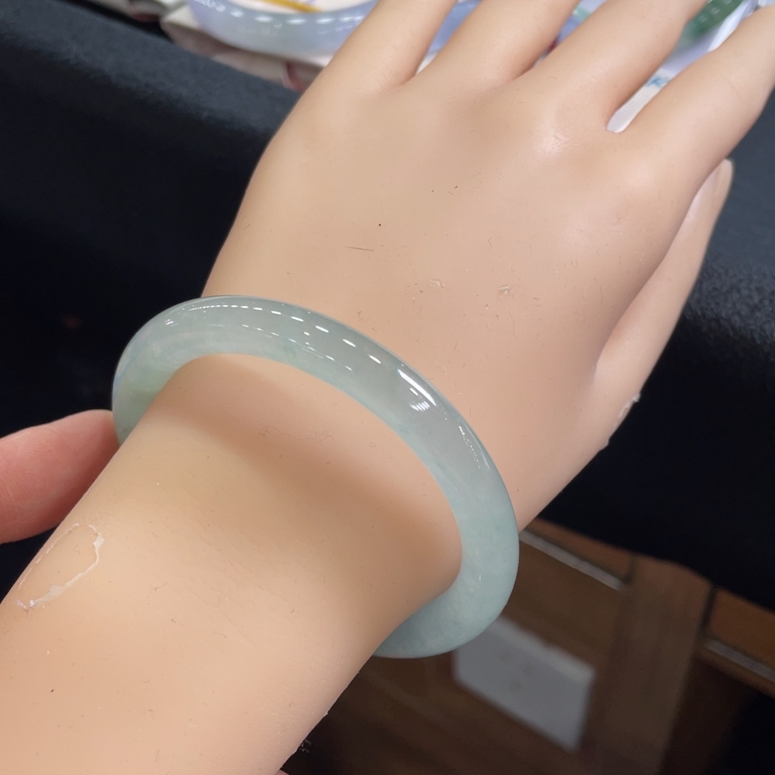 翡翠手镯未镶嵌翡翠54.8圆条