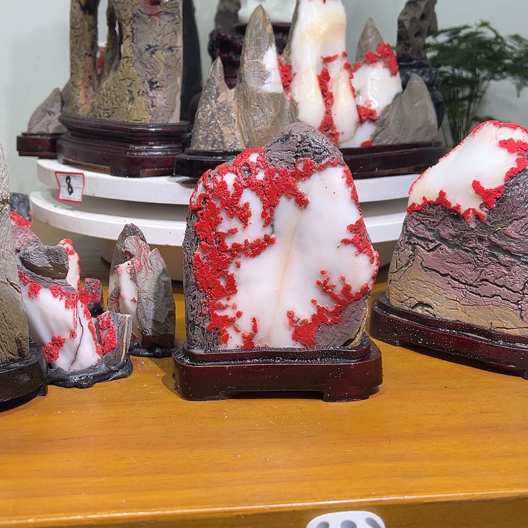 渡***人灵璧石白灵玉产地