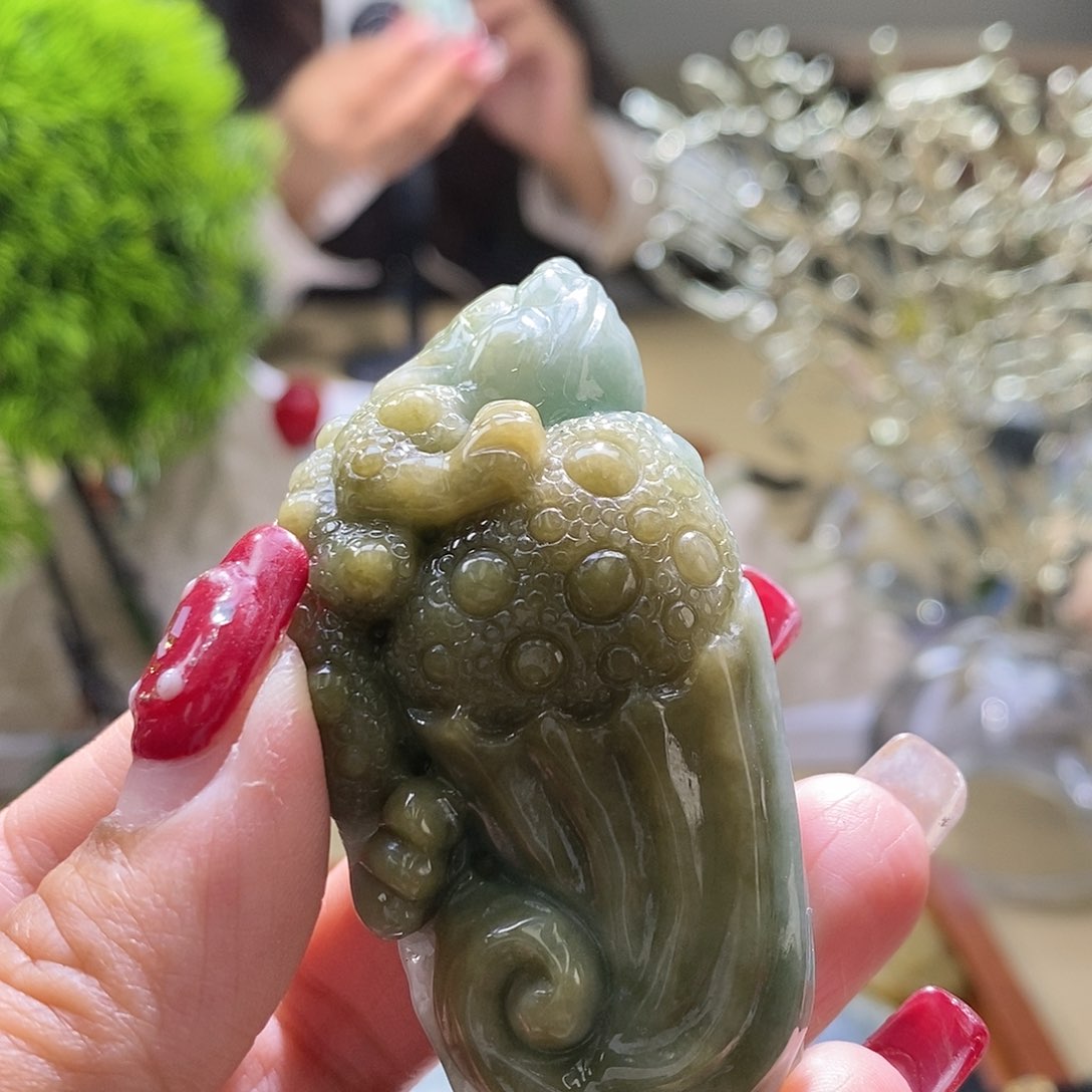 【闪购商品】翡翠颈饰未镶嵌金蟾