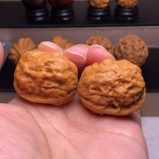 文玩核桃把件金蟒萌萌包12