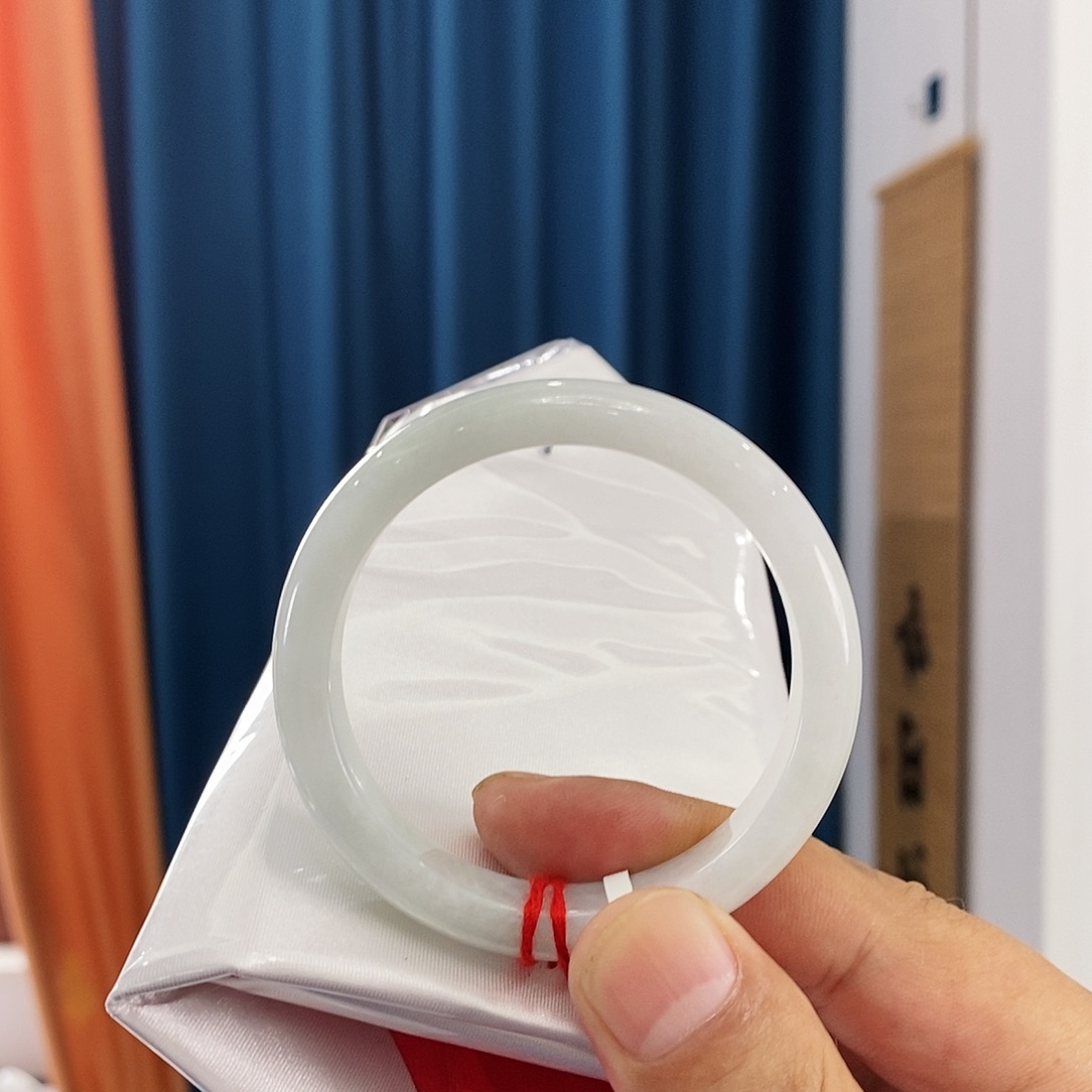 未镶嵌手镯翡翠翡翠