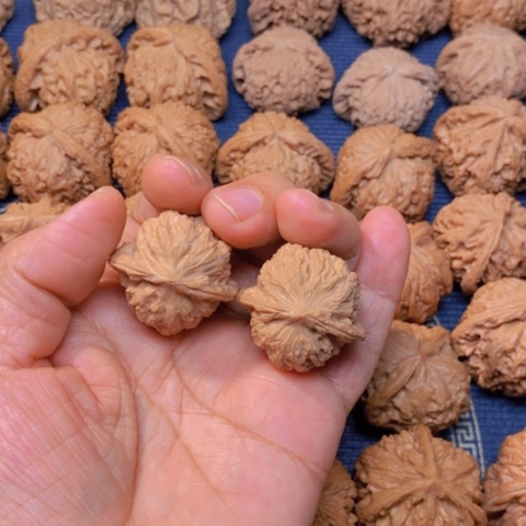 【闪购商品】吊坠文玩核桃公子33