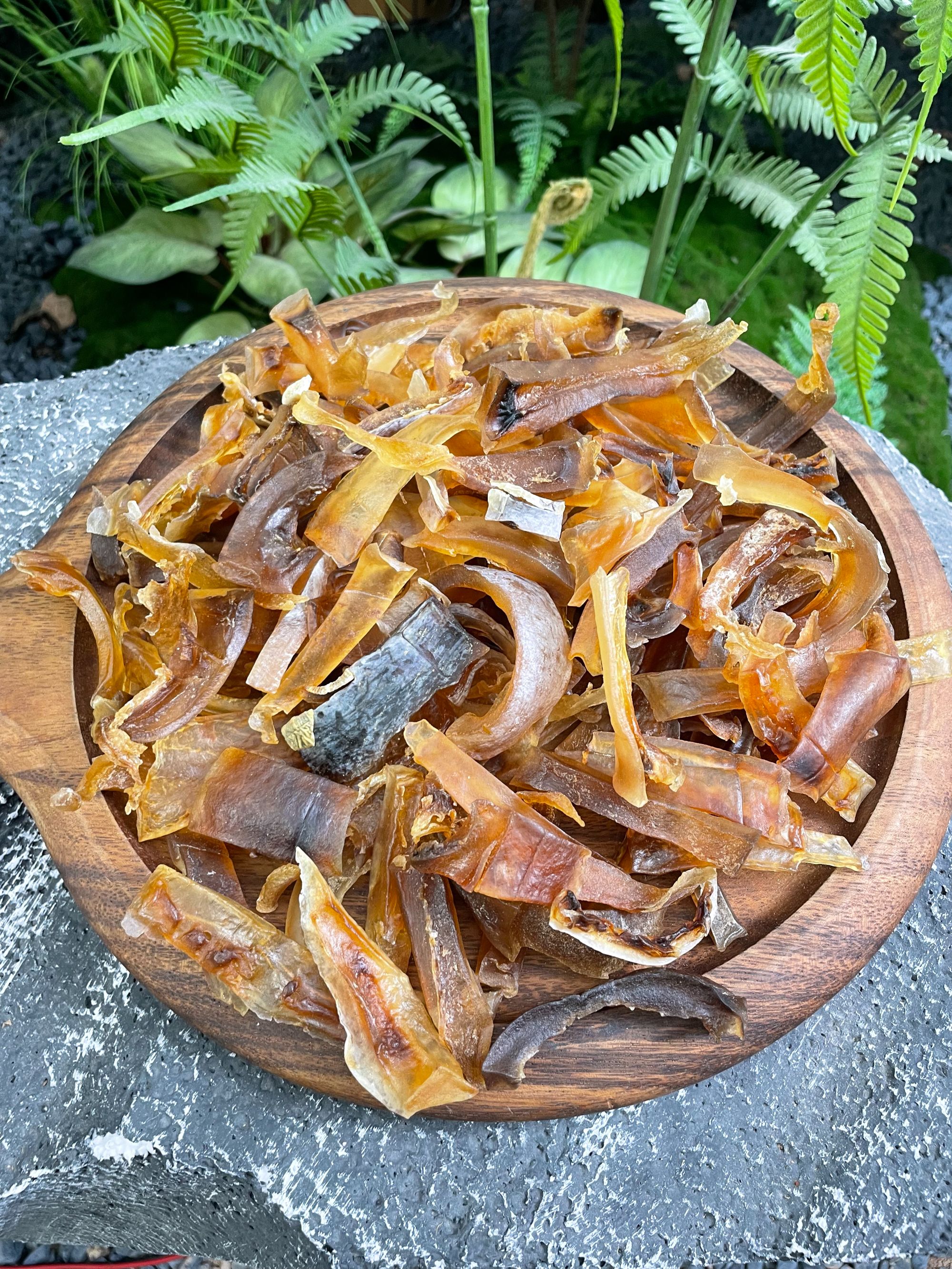 深铭记 精选龟婵煲汤 鱼胶