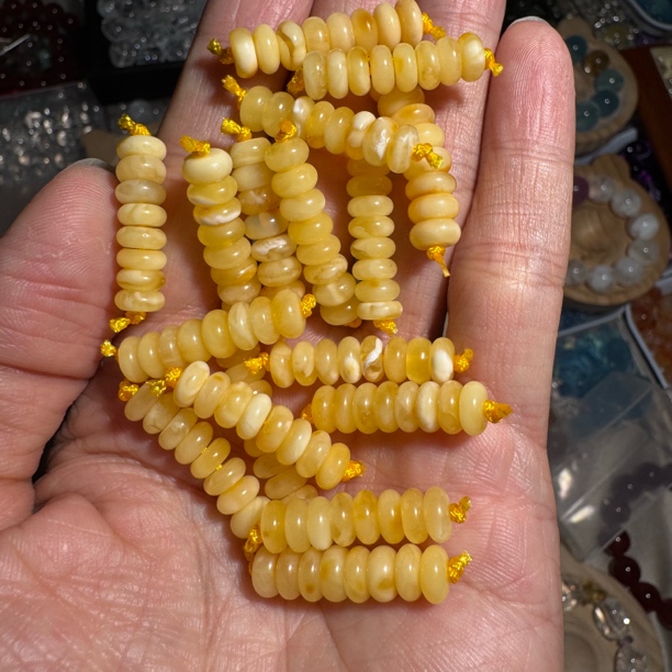 蜜蜡算盘隔珠卡约7mm发8颗