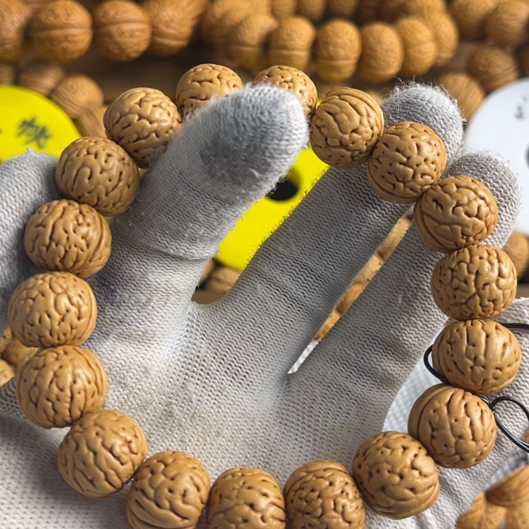 文玩核桃手串野生金丹