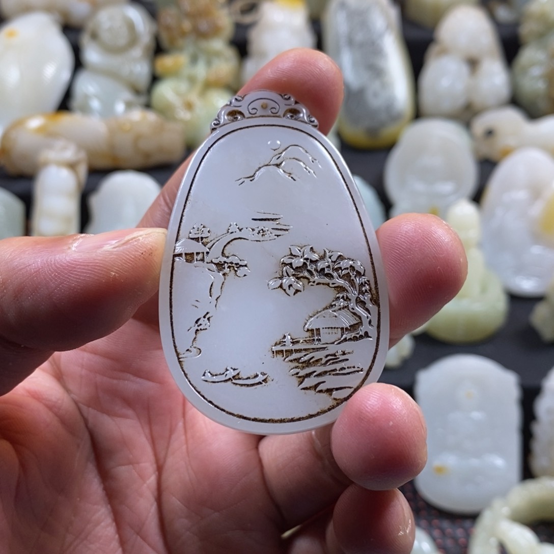 和田玉颈饰未镶嵌