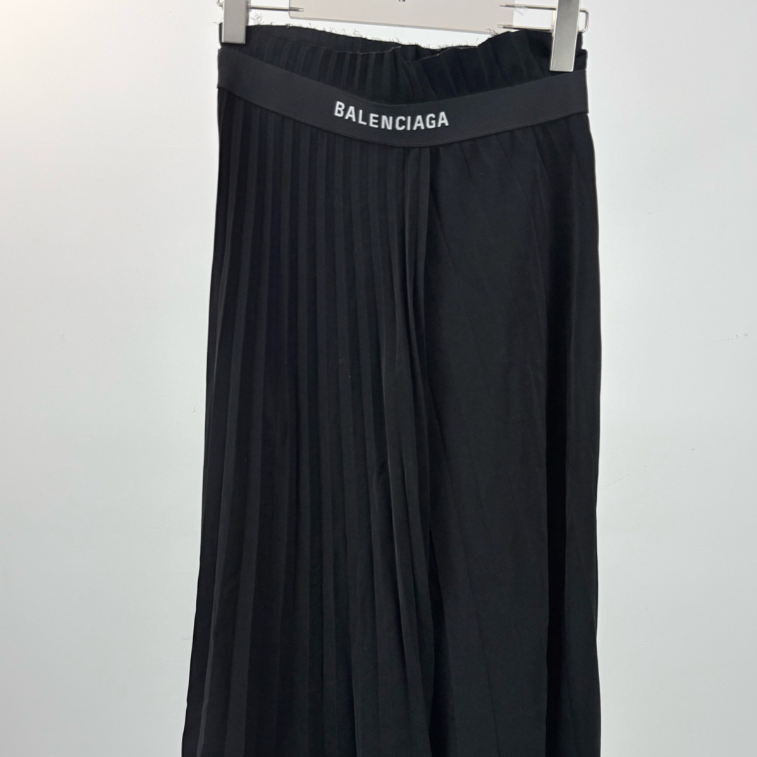 99新 Balenciaga/巴黎世家 巴黎世家字母LOGO百褶半身裙36码13857
