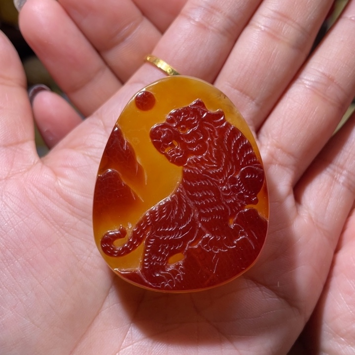 琥珀吊坠(不含链)未镶嵌