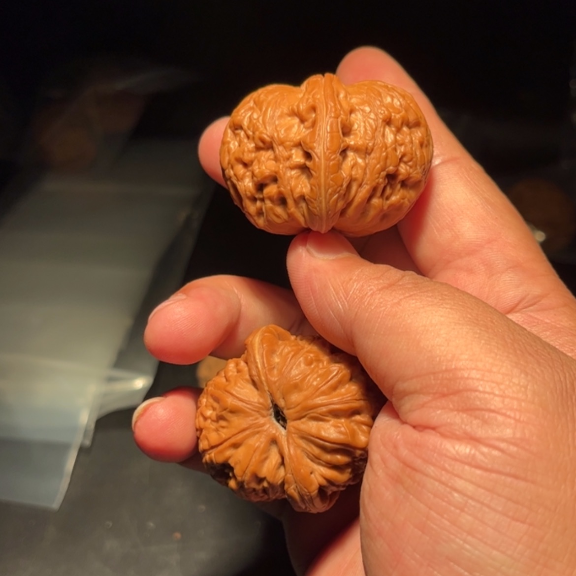 【闪购商品】萬**缰文玩核桃木制手把件