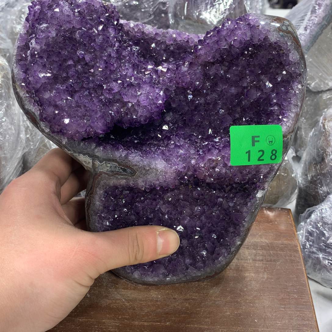 紫晶大型摆件（非配饰）未镶嵌