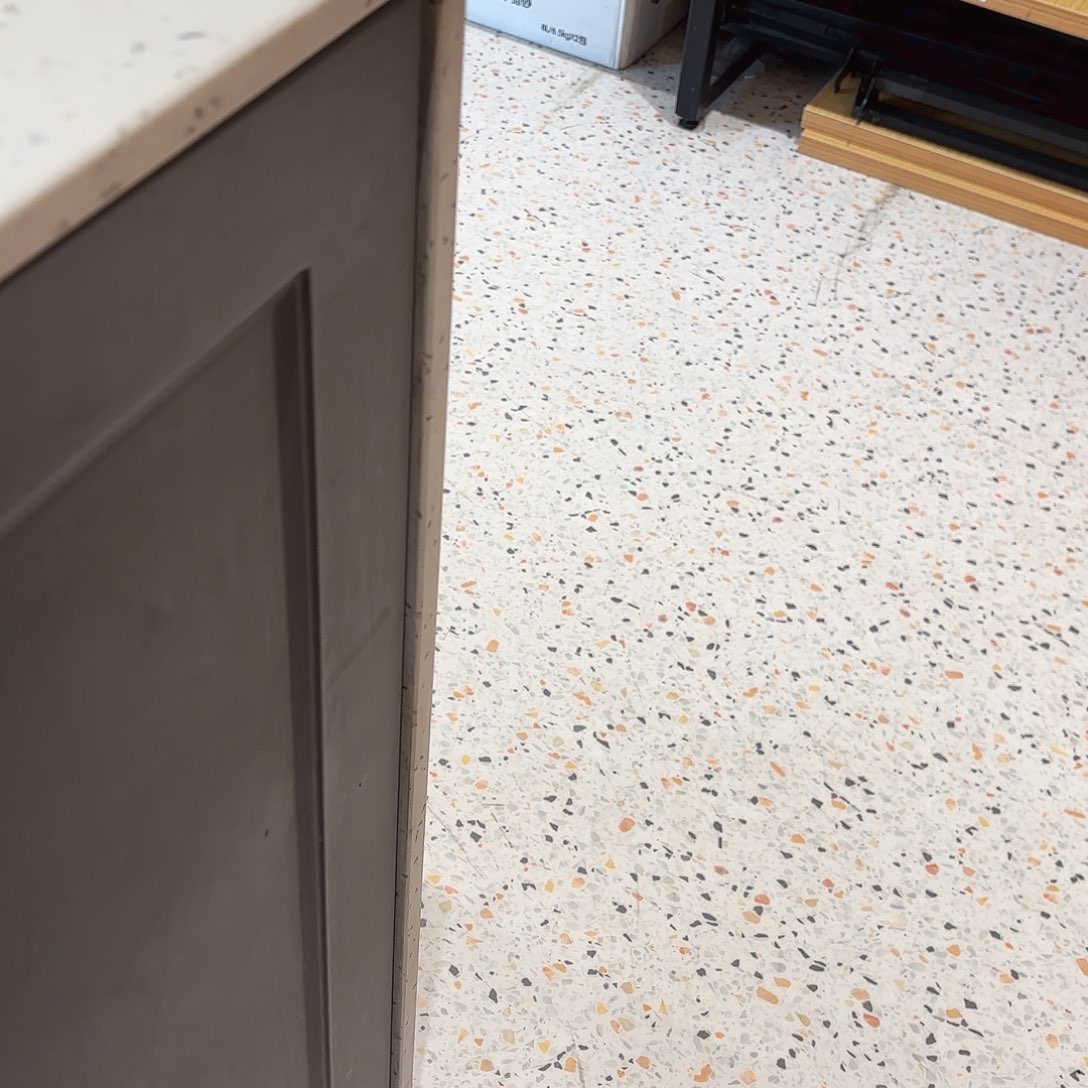 仓***子肉遇液态猫饭一盒鸽肉，一盒三文鱼