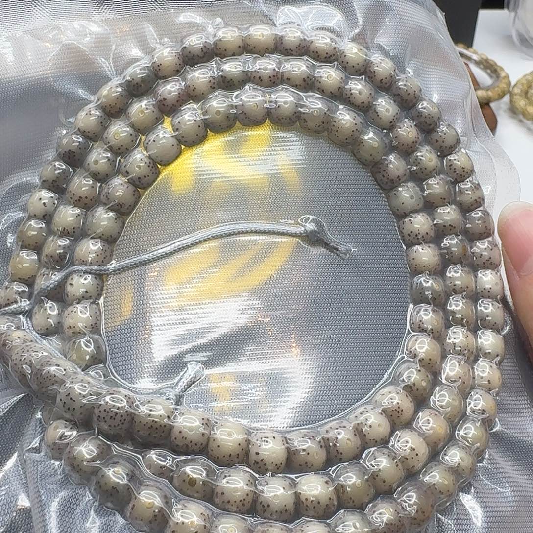 吊坠星月菩提110一物一图冰糖卡姿兰8左右108