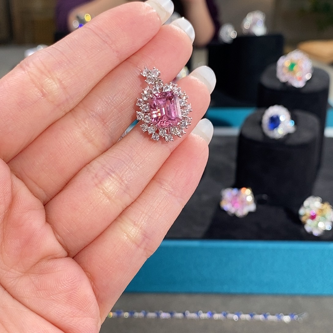 吊坠(不含链)18K金镶嵌碧玺3.63ct