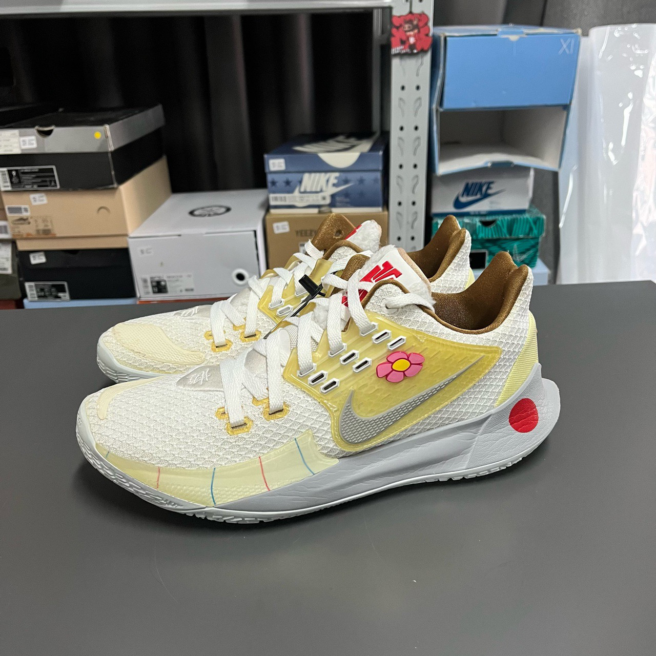 95新 MM6 46码 无原盒 kyrie low2 欧文 珊迪 sandy 12715996  