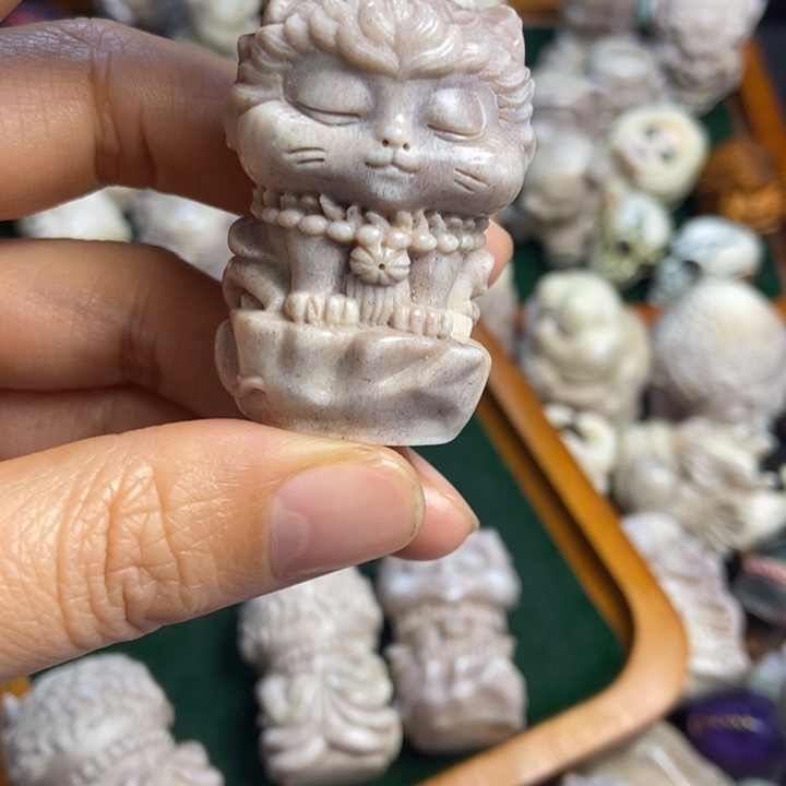 啊***配饰鹿角雕刻一个出