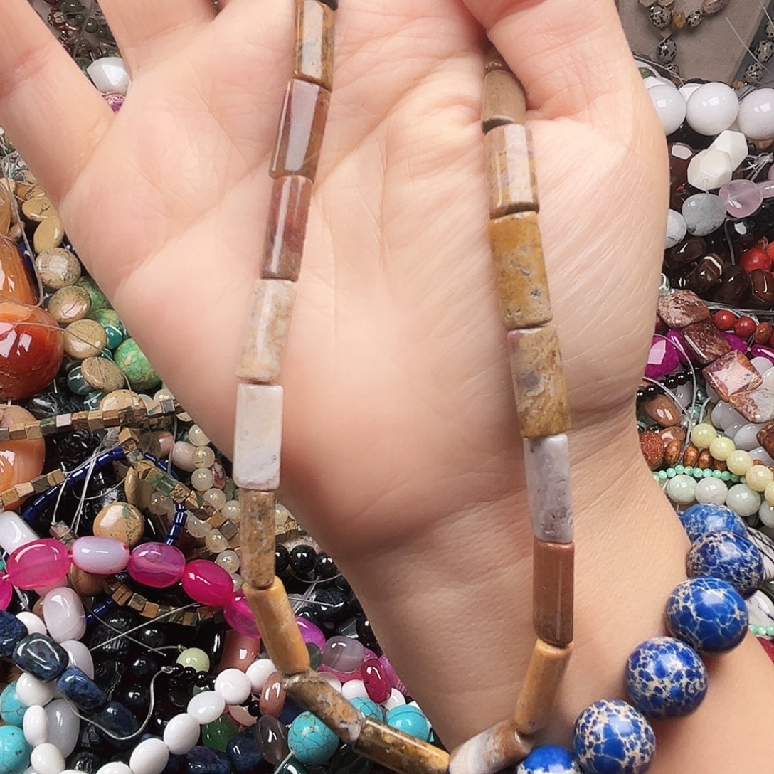 玛瑙/玉髓未镶嵌珠宝半成品珊瑚玉