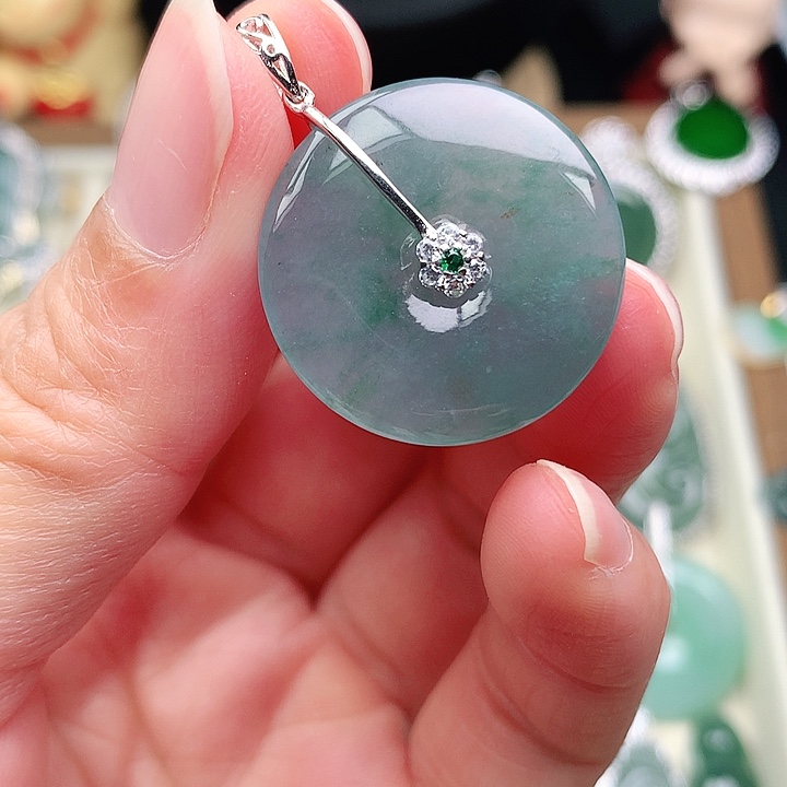颈饰银S925镶嵌翡翠吊坠