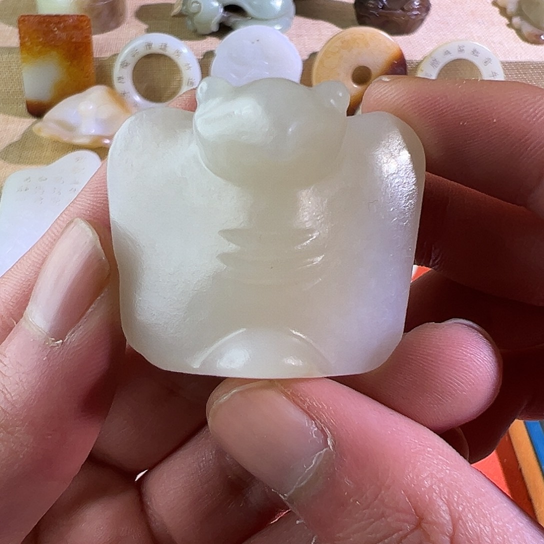 四***风和田玉未镶嵌挂件