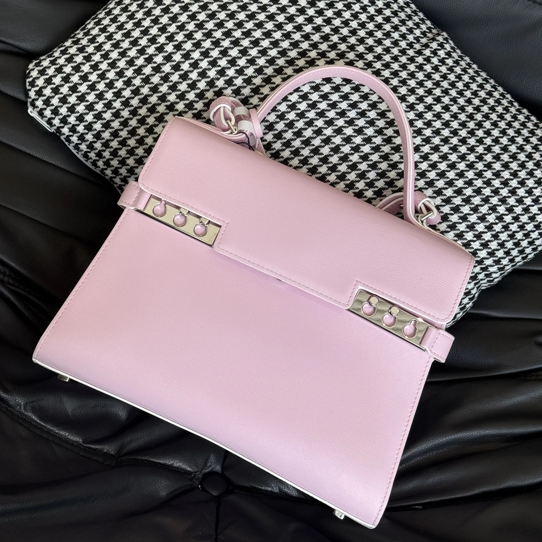 99新 Delvaux/德尔沃 奢品阁/德尔沃 粉色tempete 中号