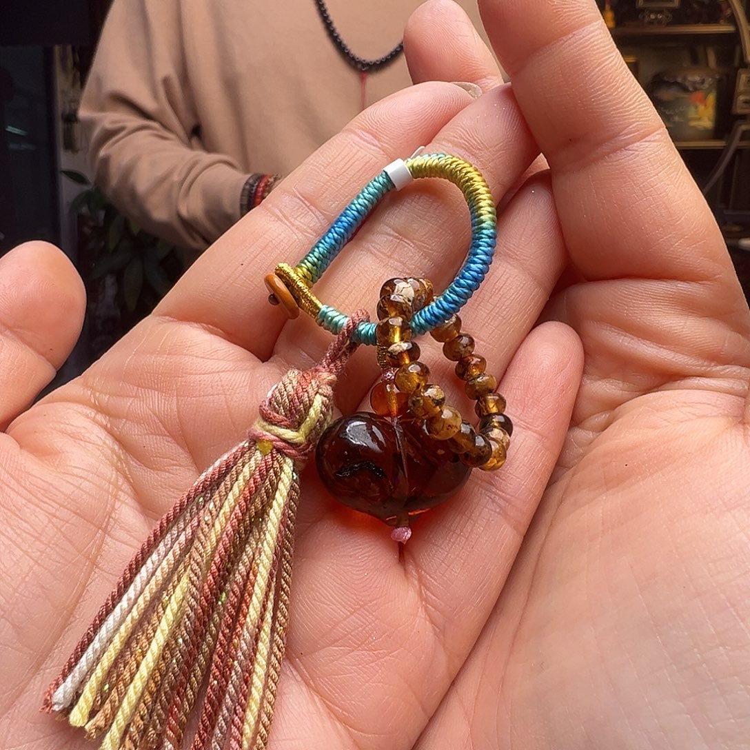 琥珀未镶嵌裸石抚顺琥珀30322