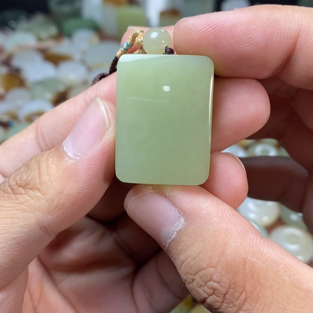 和田玉吊坠(不含链)未镶嵌