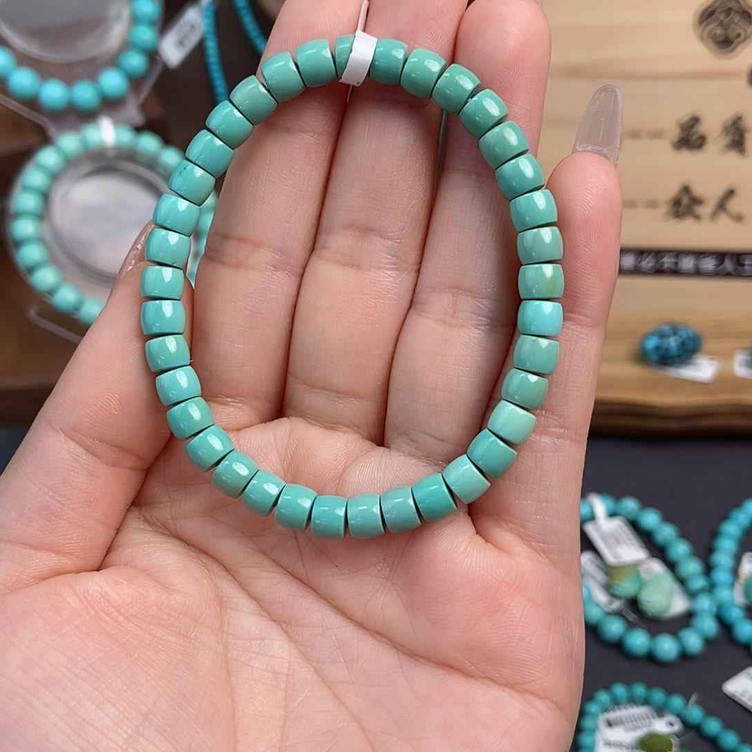绿松石雕刻未镶嵌