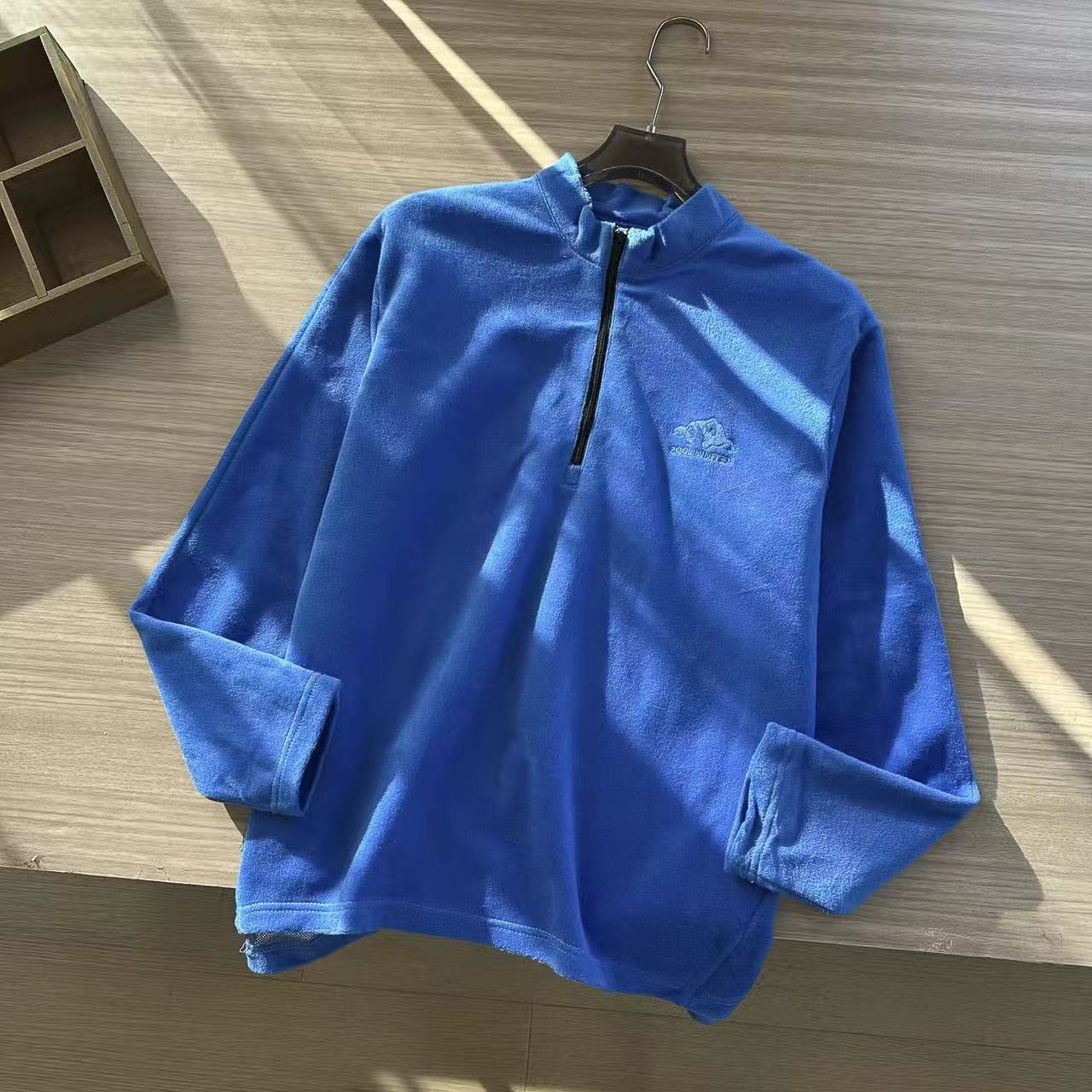 断码大牌库存面料自制上衣摇粒绒热反射内里立领拉链套头卫衣8253