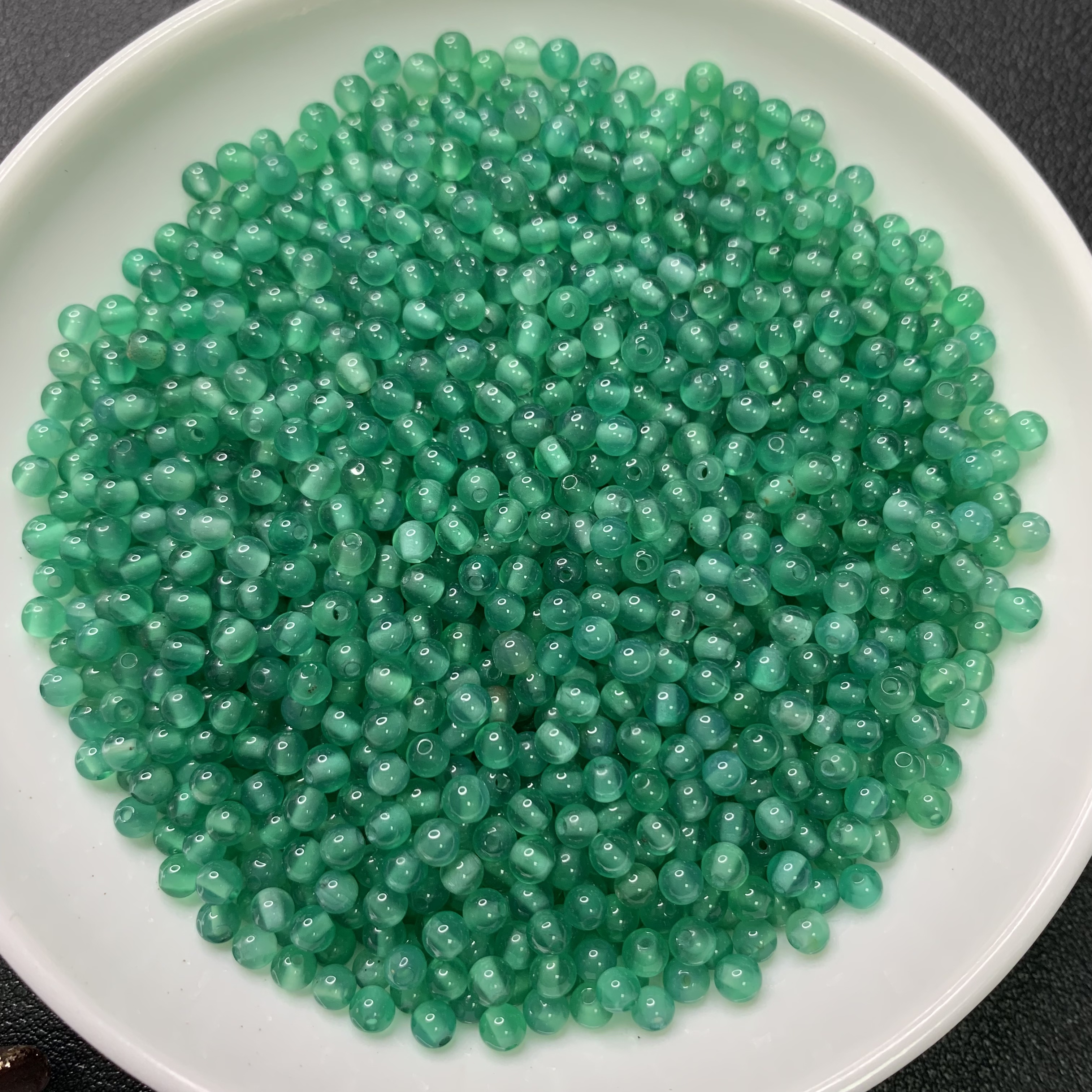 美玉芳华～260015天然绿玛瑙 散珠 直径约卡3mm 100颗（赠弹力绳）