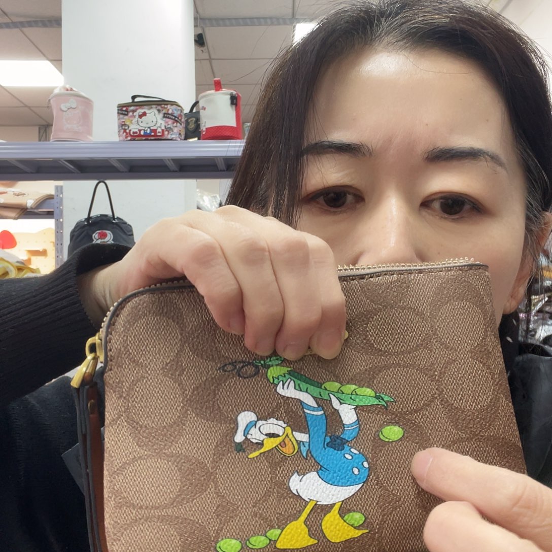 化妆包等各种产品的