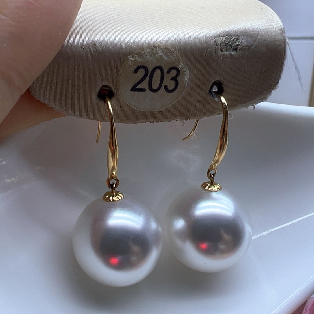 18K金镶嵌淡水珍珠耳饰