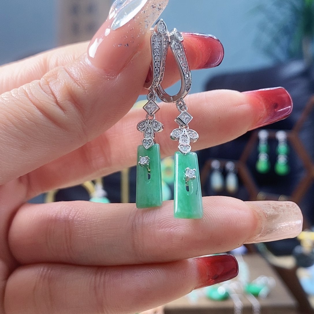 翡翠耳饰银S925镶嵌翡翠