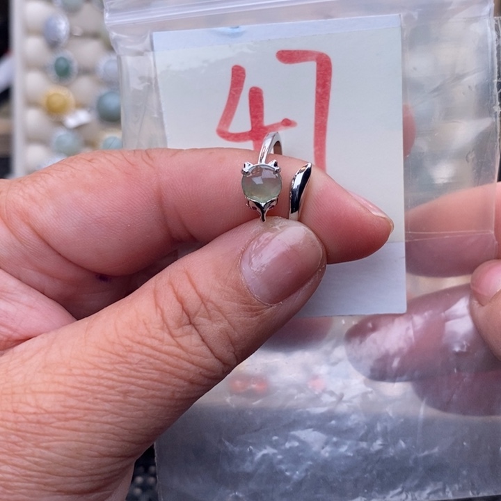 未镶嵌戒指翡翠缅甸