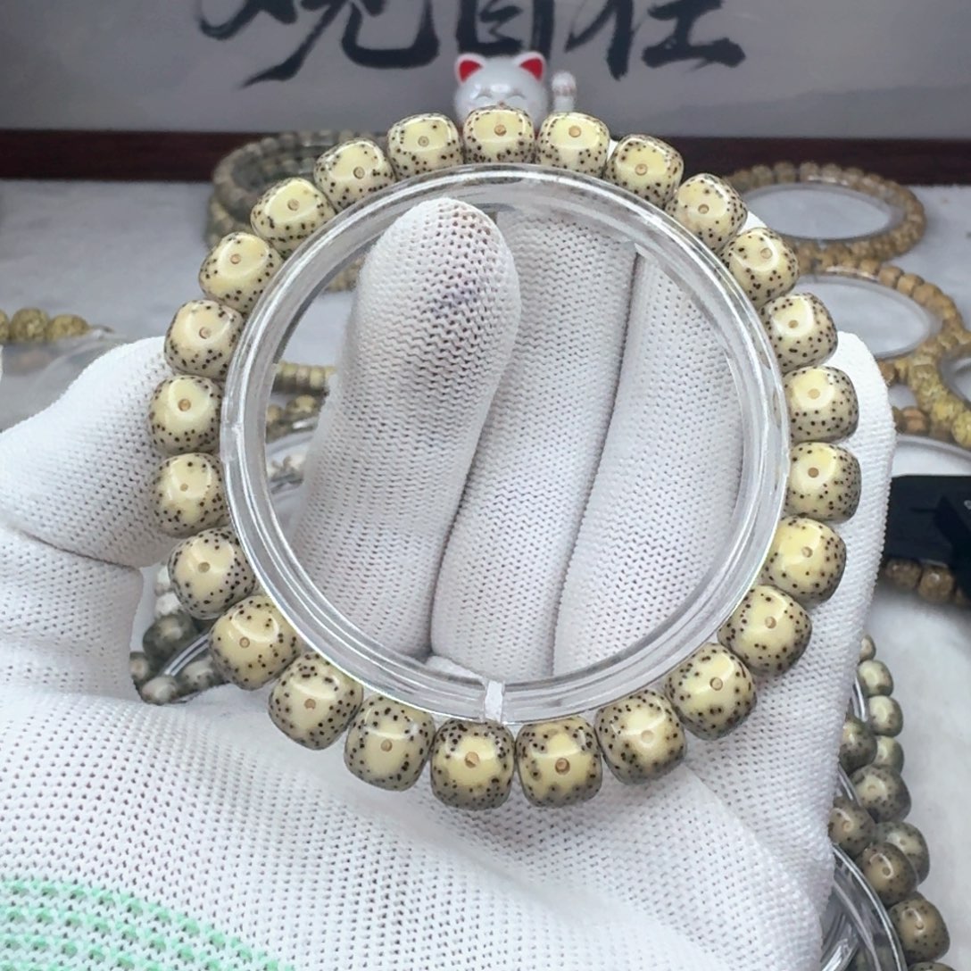 星月菩提手串9×8大眼睛同枝 1422