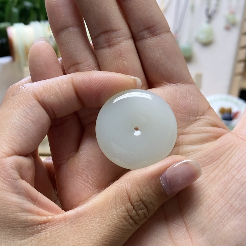 【闪购商品】和田玉未镶嵌颈饰昱*