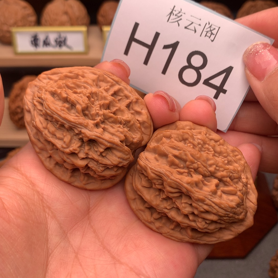 文玩核桃把件43全品原桩麦虎