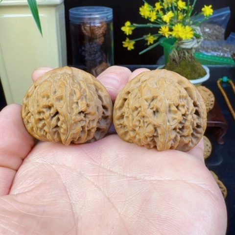 文玩核桃吊坠宫灯