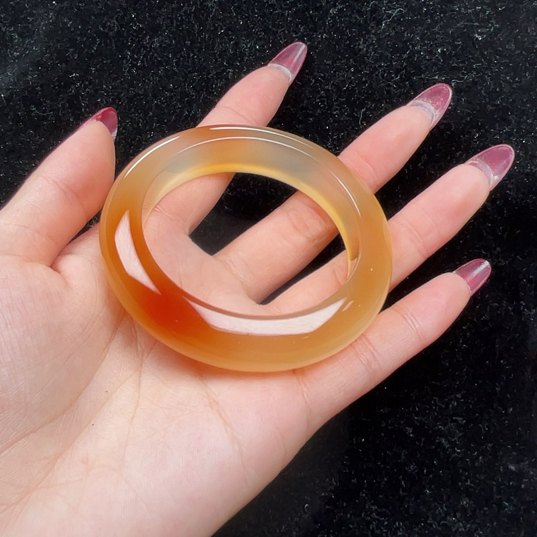 玛瑙/玉髓手镯未镶嵌