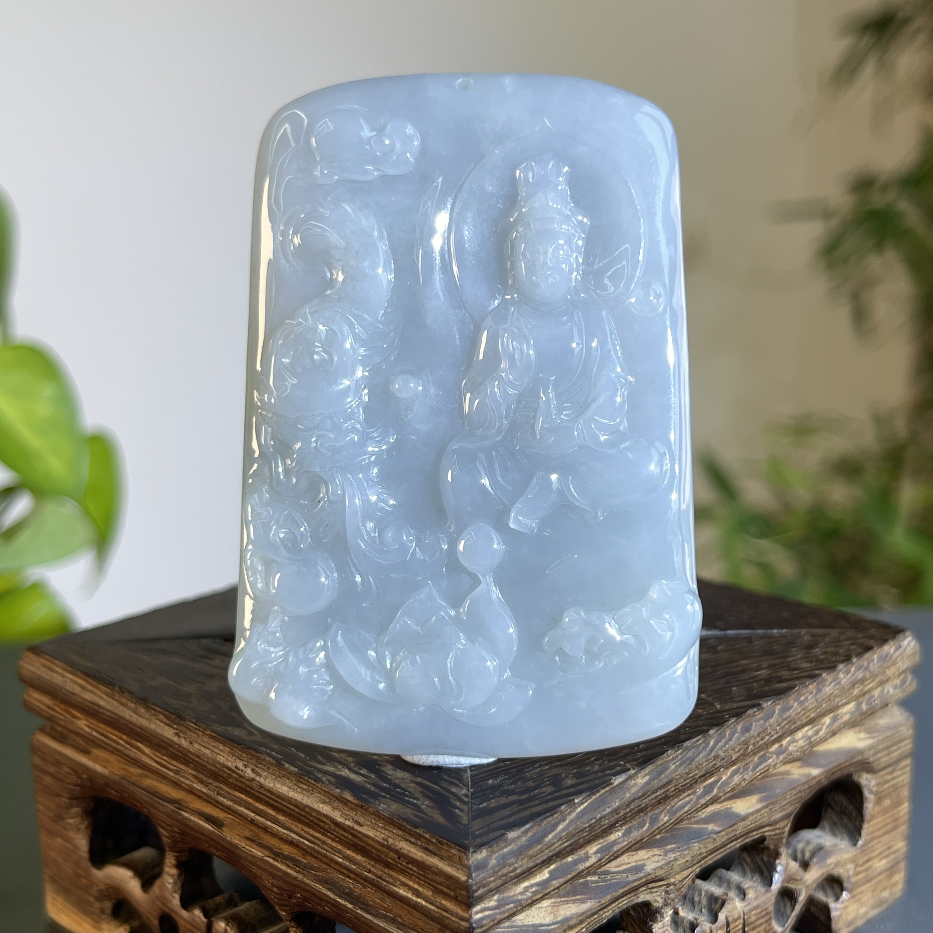 JTW14-41 天然缅甸翡翠A货 神龙护主