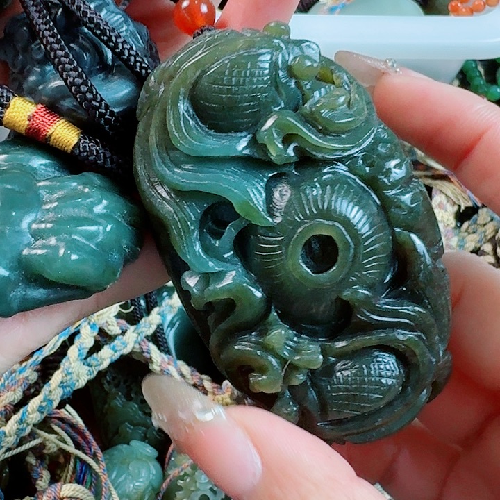 和田玉挂件未镶嵌