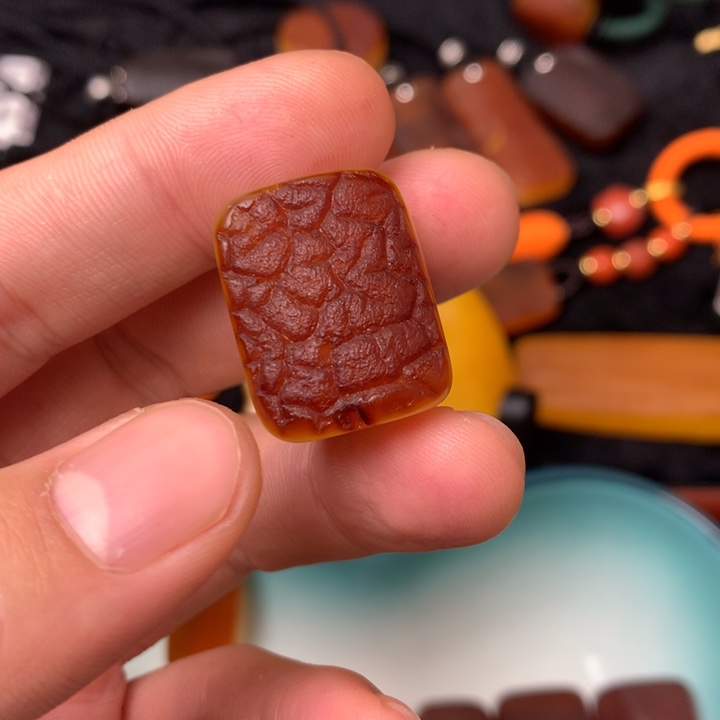原皮牌子留皮配饰