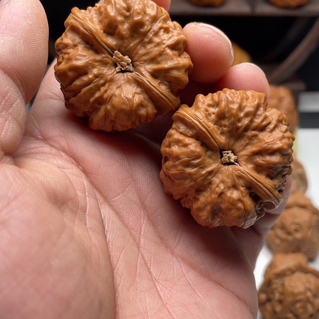 承***瑭文玩核桃吊坠蛤蟆头核桃 41