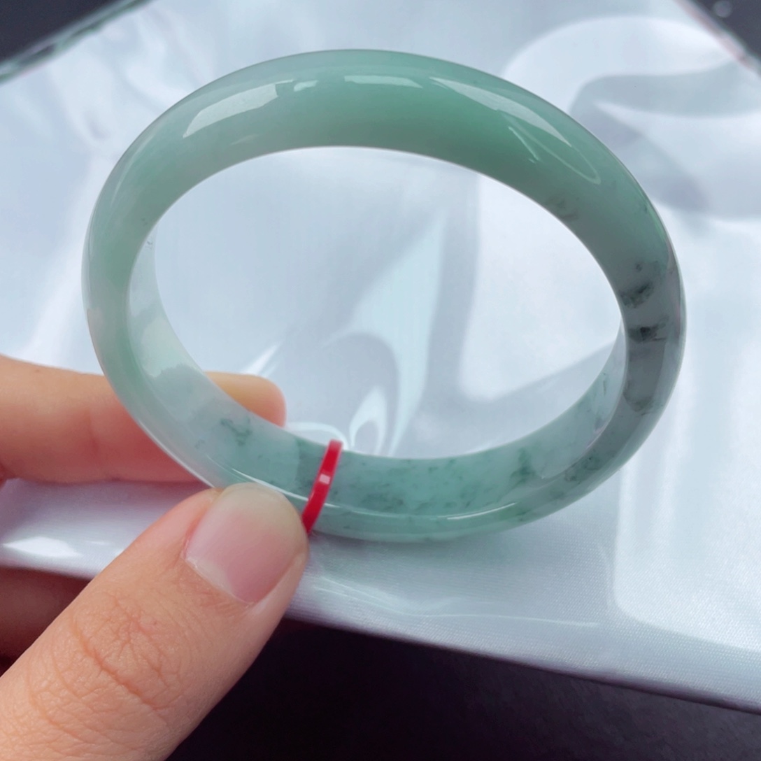 翡翠未镶嵌手镯（贵妃镯）5152贵妃