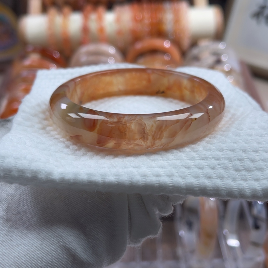 手镯玛瑙/玉髓未镶嵌57