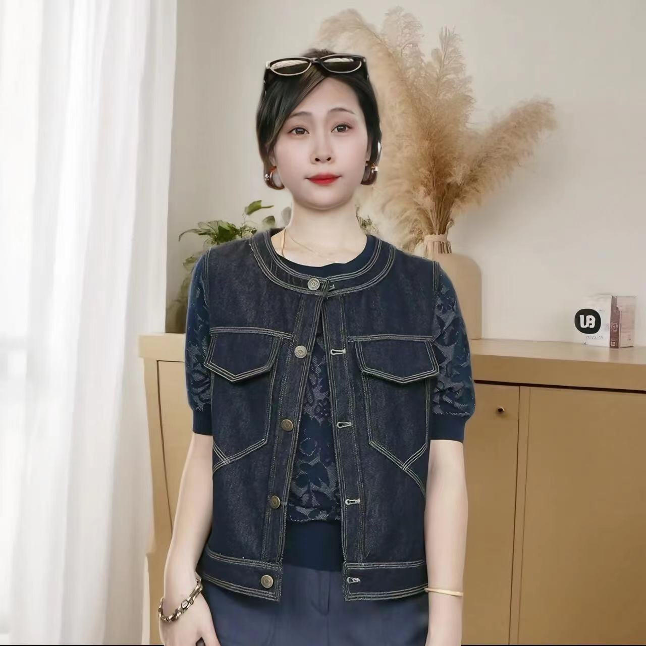 2025春秋装洗水牛仔马甲圆领开衫外套坎肩马夹百搭牛仔外套潮3343