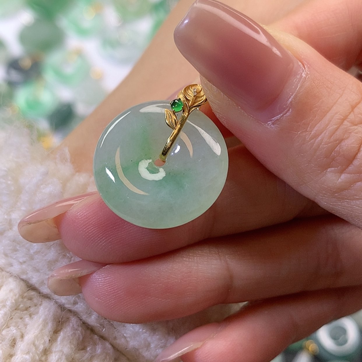 【闪购商品】翡翠吊坠(赠链)18K金镶嵌