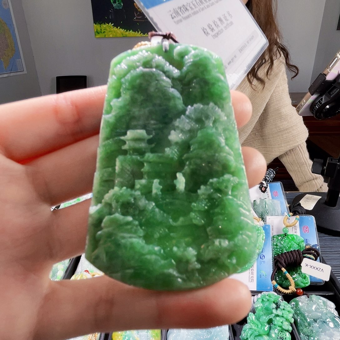 颈饰未镶嵌翡翠翡翠