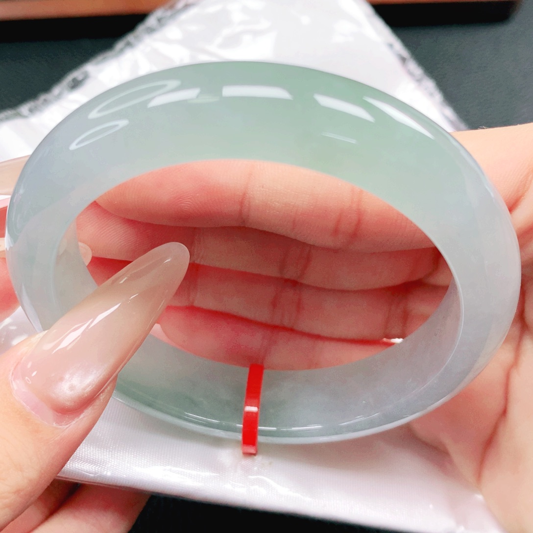 翡翠未镶嵌手镯57