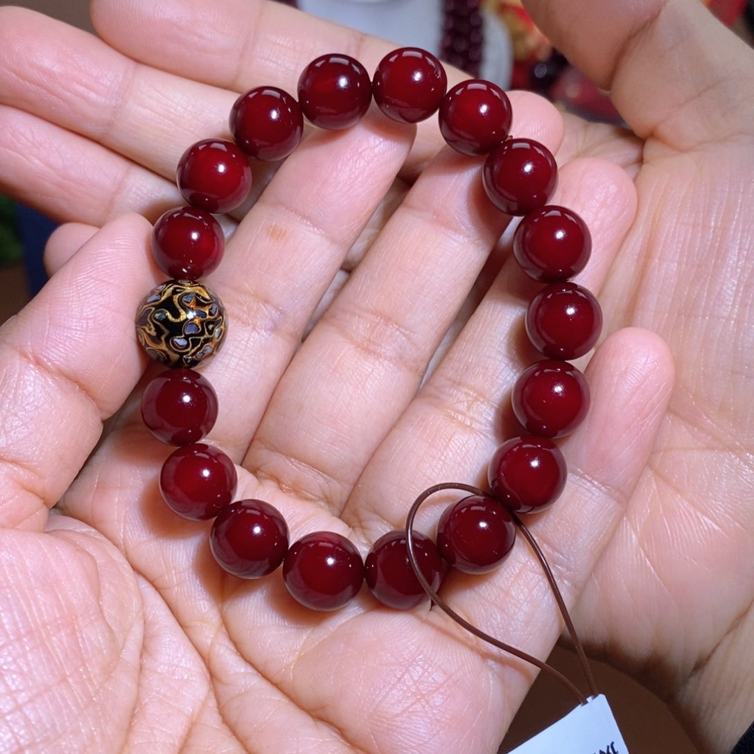 贝壳杉帝王血龙木1.0冰料天花板